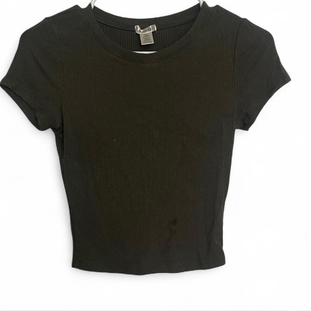 Classic Black Women's crop top!